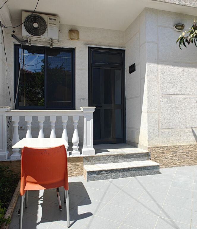 Casa privata 1+1 in affitto.