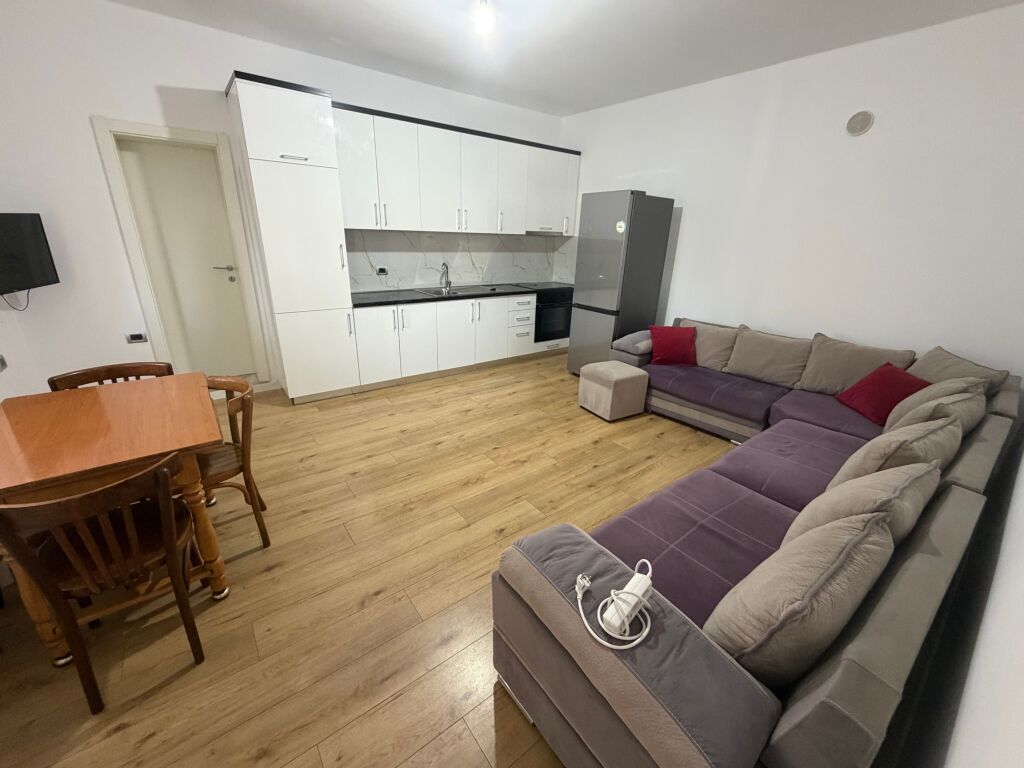Vile 2 kateshe ne lunder,teg ,1300 euro