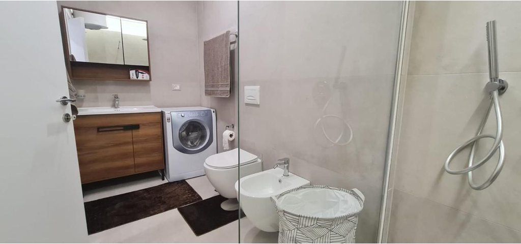 Qera,Apartament 1+1 Rruga e Elbasanit, Tirane.