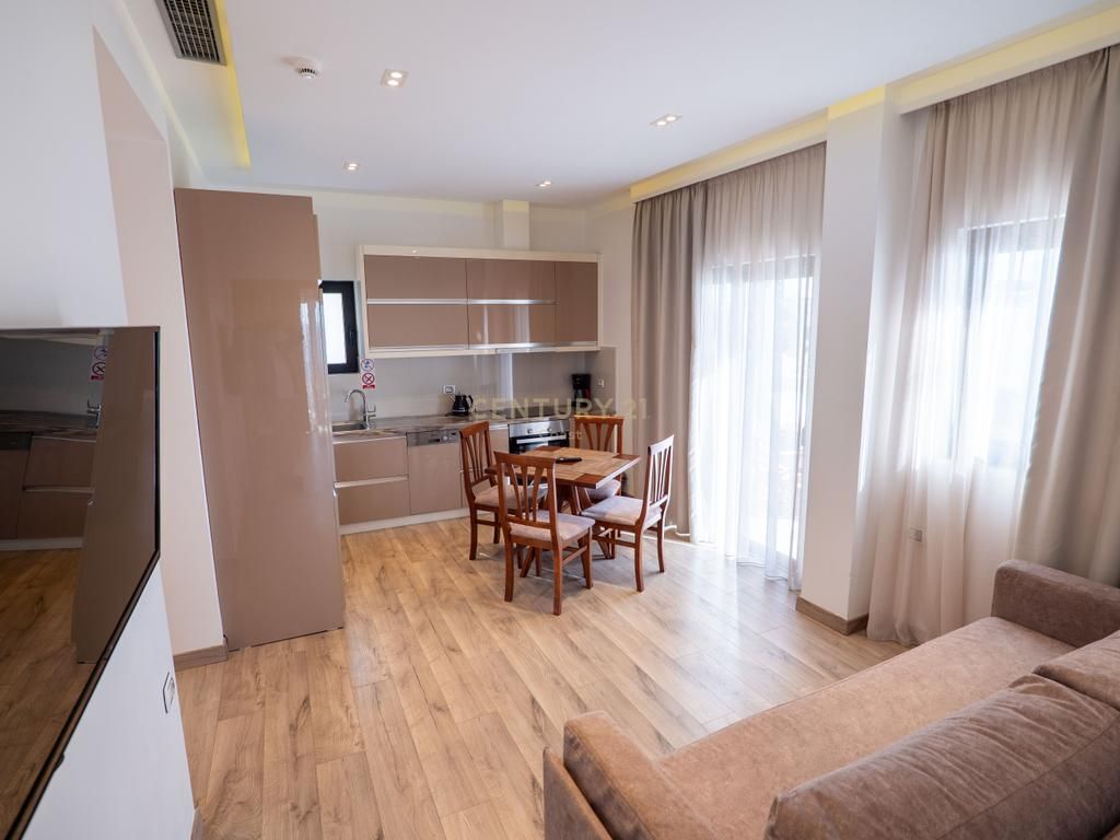 Hotel në shitje në Sarandë – Mundësi unike investimi pranë detit