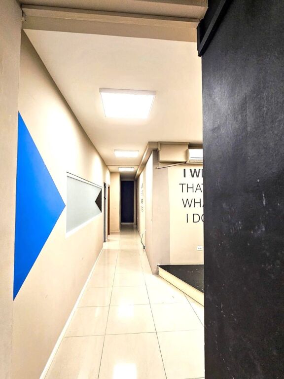 🏢 Commercial Space for Rent – 300 m² | Dibrës Street, near the Selvisë area