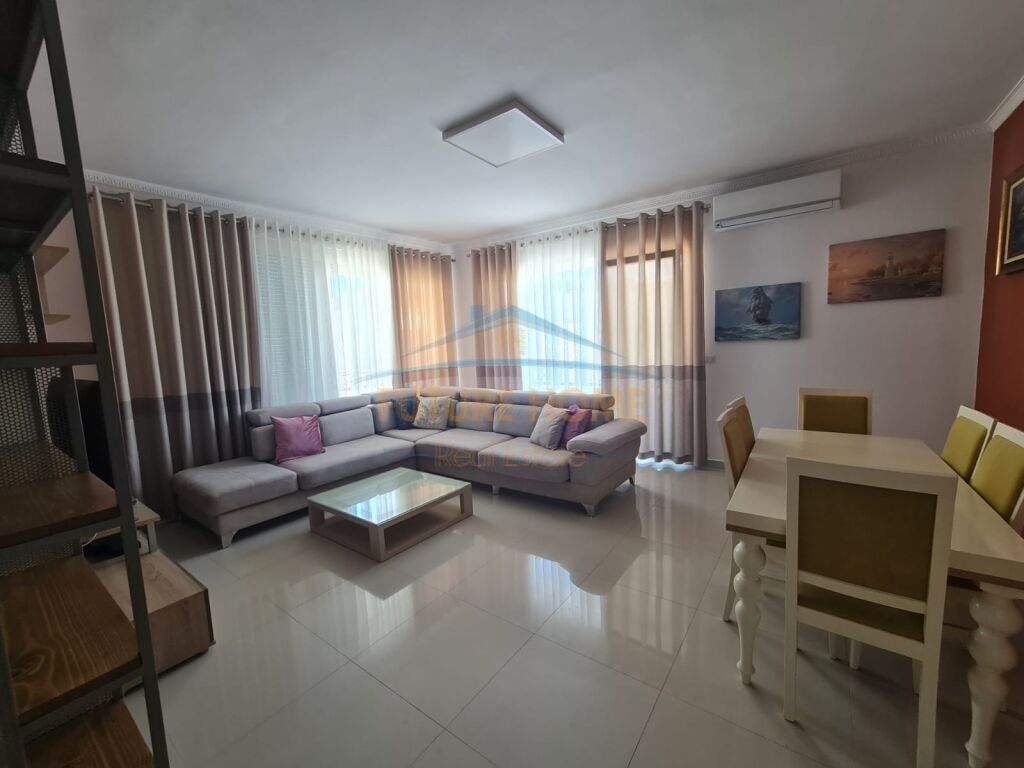Qera, Apartament 2+1+2, Kopshti Botanik, Tirane