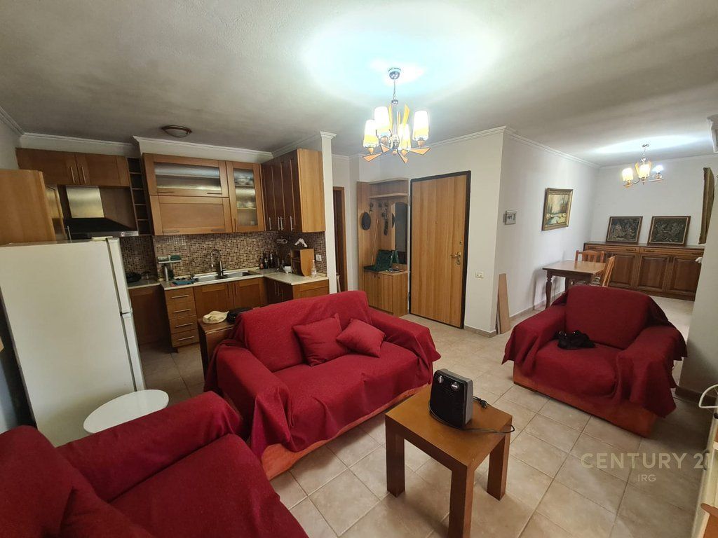 APPARTAMENTO 1+1 IN VIA 5 MAJI!