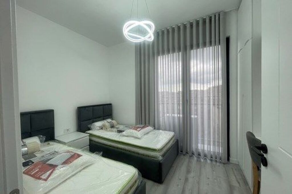 Apartament 2+1 +post parkimi per qira ne Don Bosko!