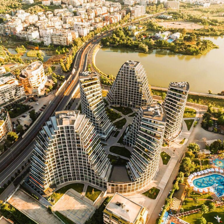🏢 UFFICIO 2+1 IN AFFITTO A LAKE VIEW – VISTA SUL LAGO!