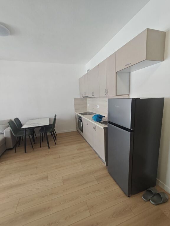 Jepet me qira apartament 1+1