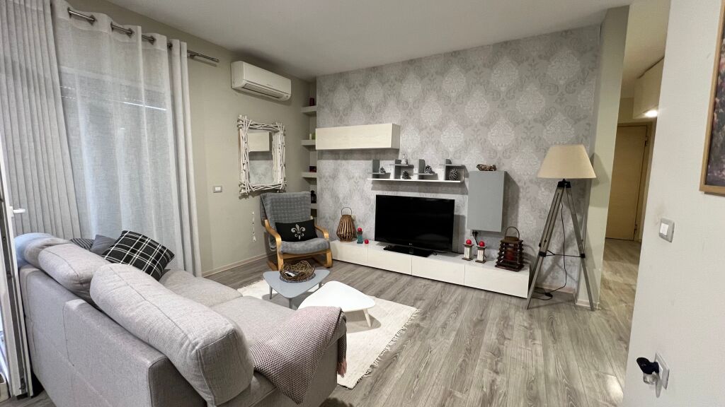 Apartment 2+1 for rent at Kodra e Diellit