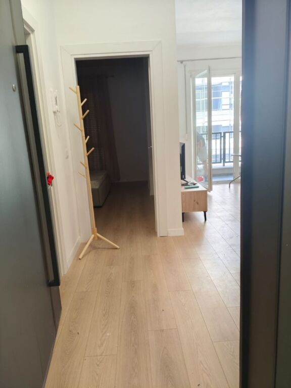 Jepet me qira apartament 1+1