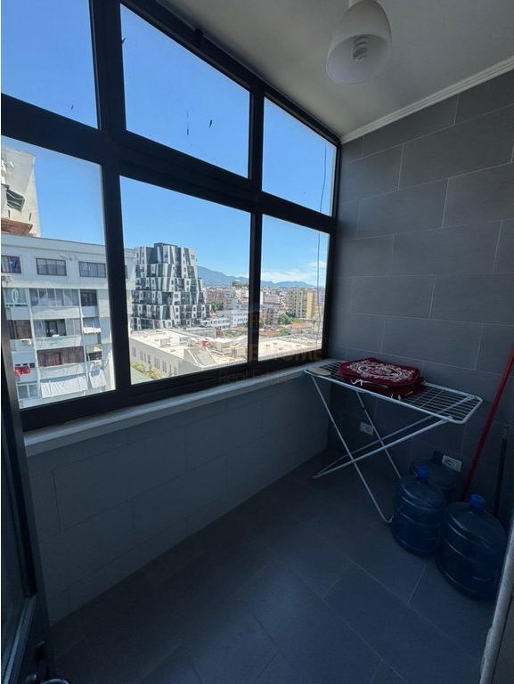 Affitto, Appartamento 2+1, Viale Zogu I, Tirana.