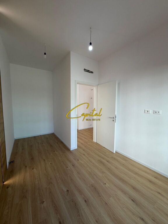 LOCALE COMMERCIALE IN AFFITTO 70 M2 RESIDENZA KADIU 400 EURO