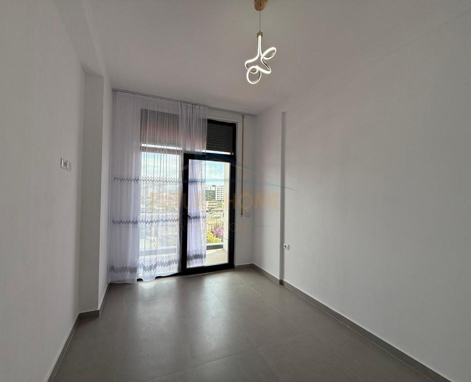 Affitto, Appartamento 1+1, Ex-Dogana, Tirana.