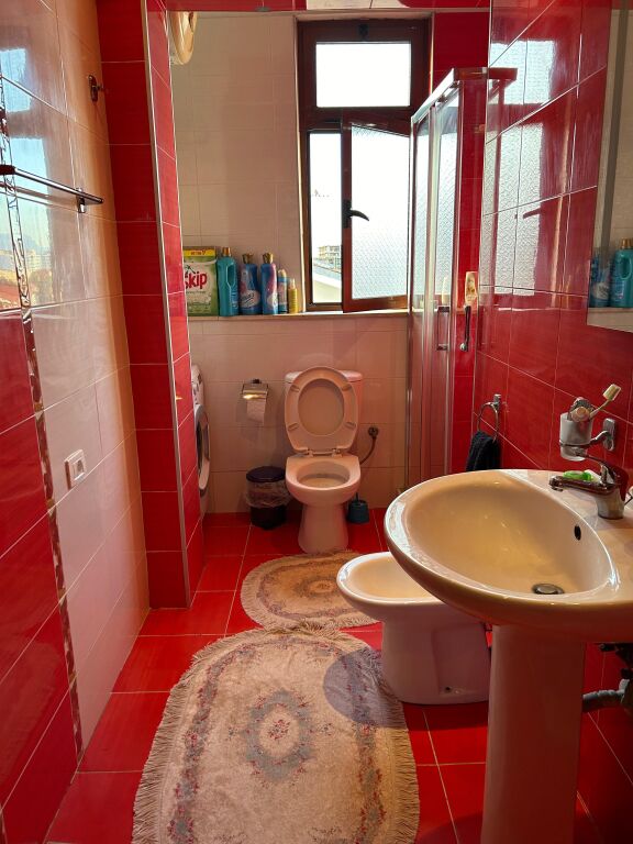 🏡 Appartamento 1+1 in affitto  📍 Di fronte a Delijorgji💰 40.000 Lek/mese