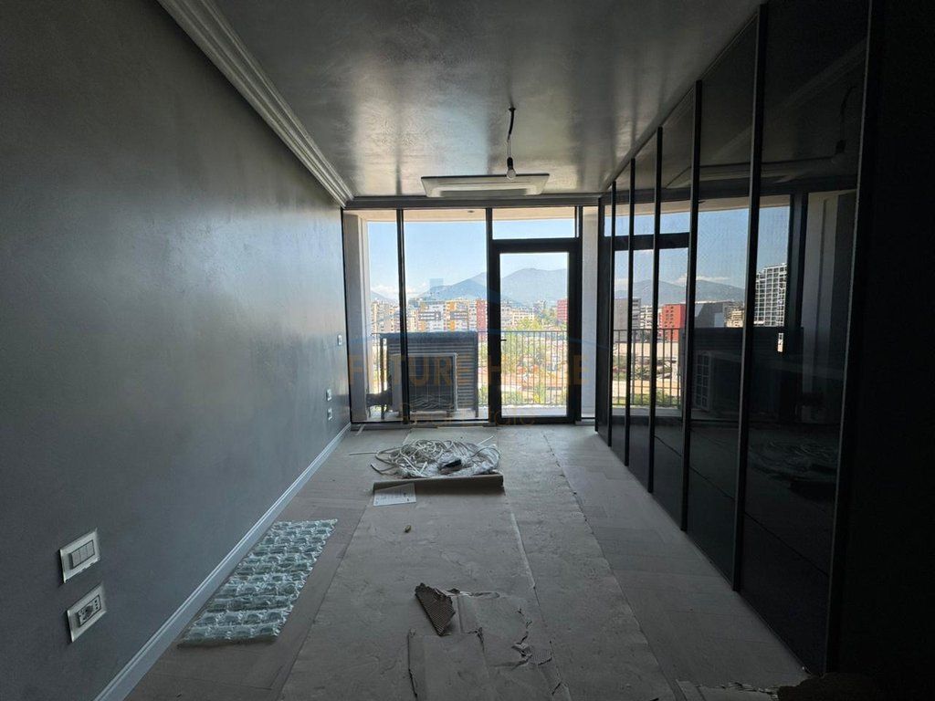 Shitet Apartament 2+1+2 , Lake View Residence, Tirane.