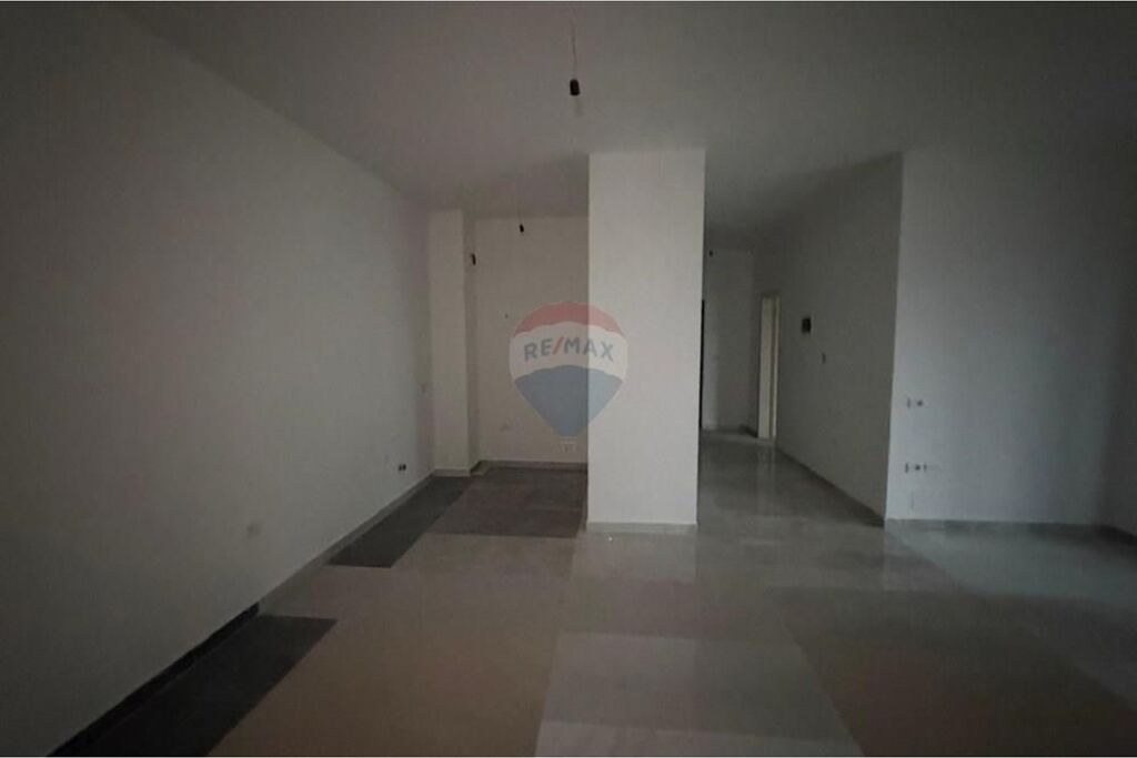 Apartment 2+1+2 for Sale - Yellow Buildings