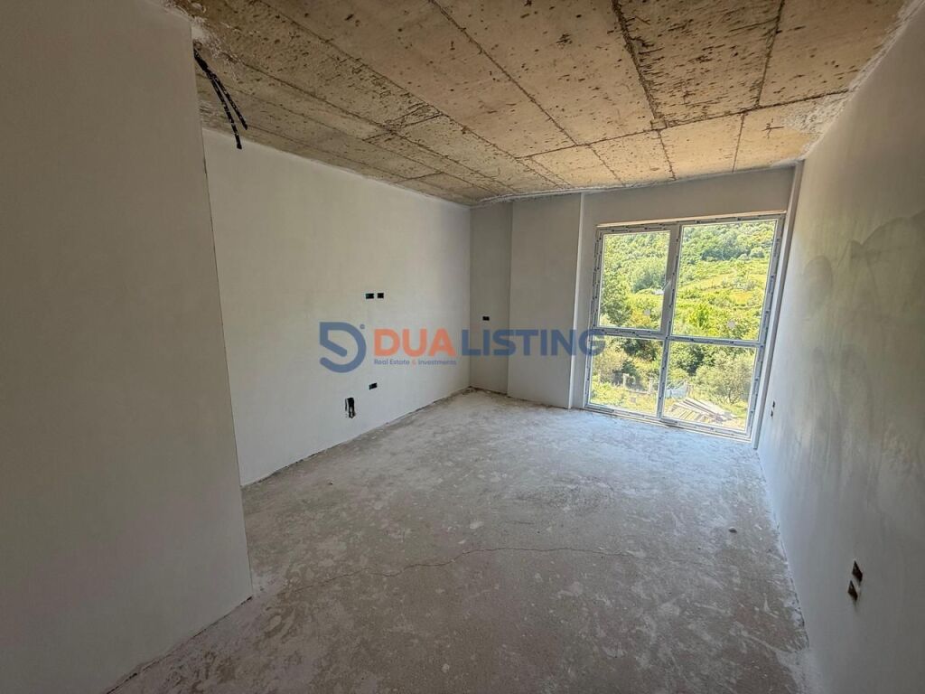 🏡 Duplex for Sale 📍 Dry Lake, Tirana