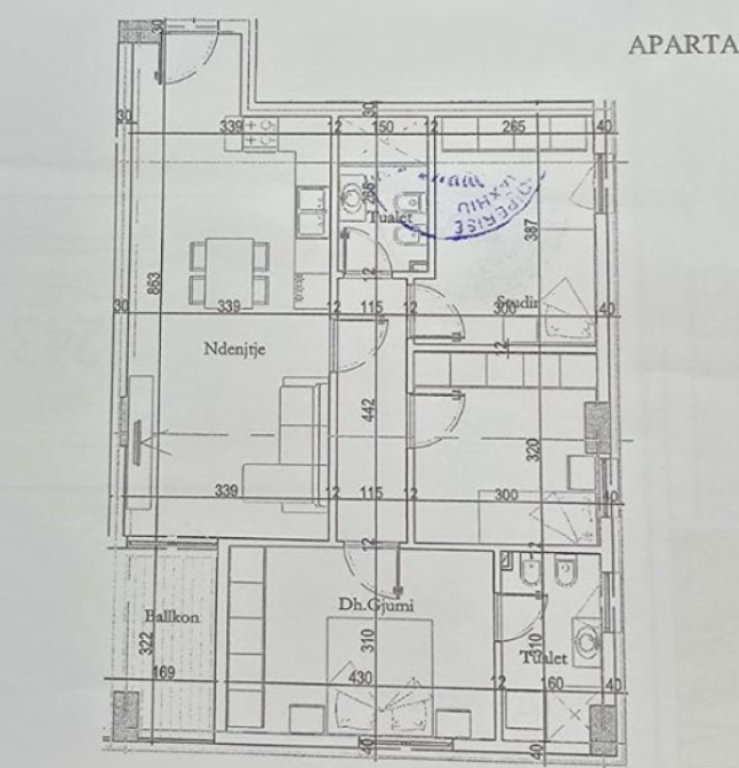 Apartament per shitje 2+1 te Tirana Entry 2