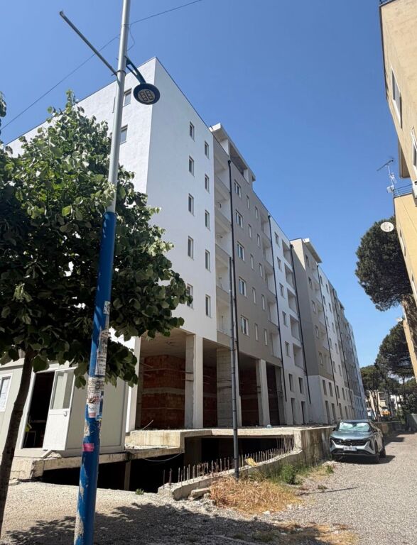 🌊 Apartment 1+1 for Sale 📍Mali i Robit, Golem