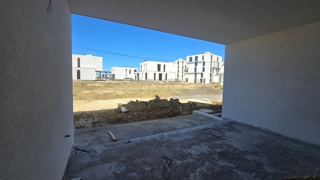 FOR SALE 1+1 WITH YARD IN " PORTO LALZI " HAMALLAJ !