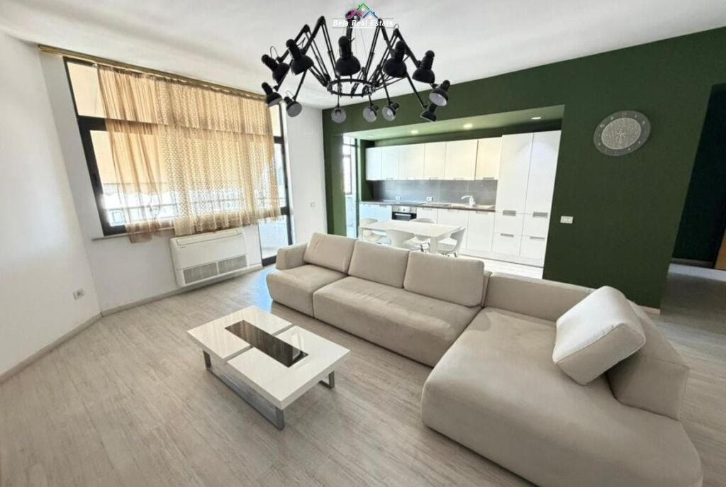 Apartament Me Qera 2+1 Tek Bulevardi Zogu I (ID B2201954) Tirane