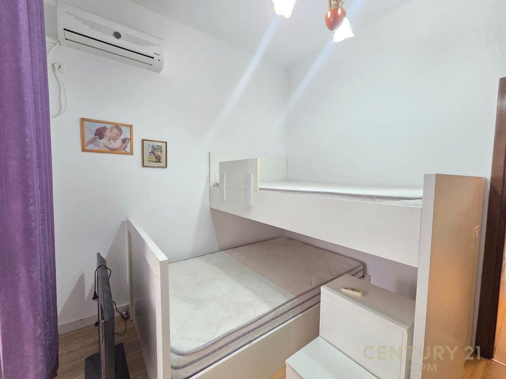 APARTAMET 2+1 ME QIRA TEK SHALLVARET bot143019