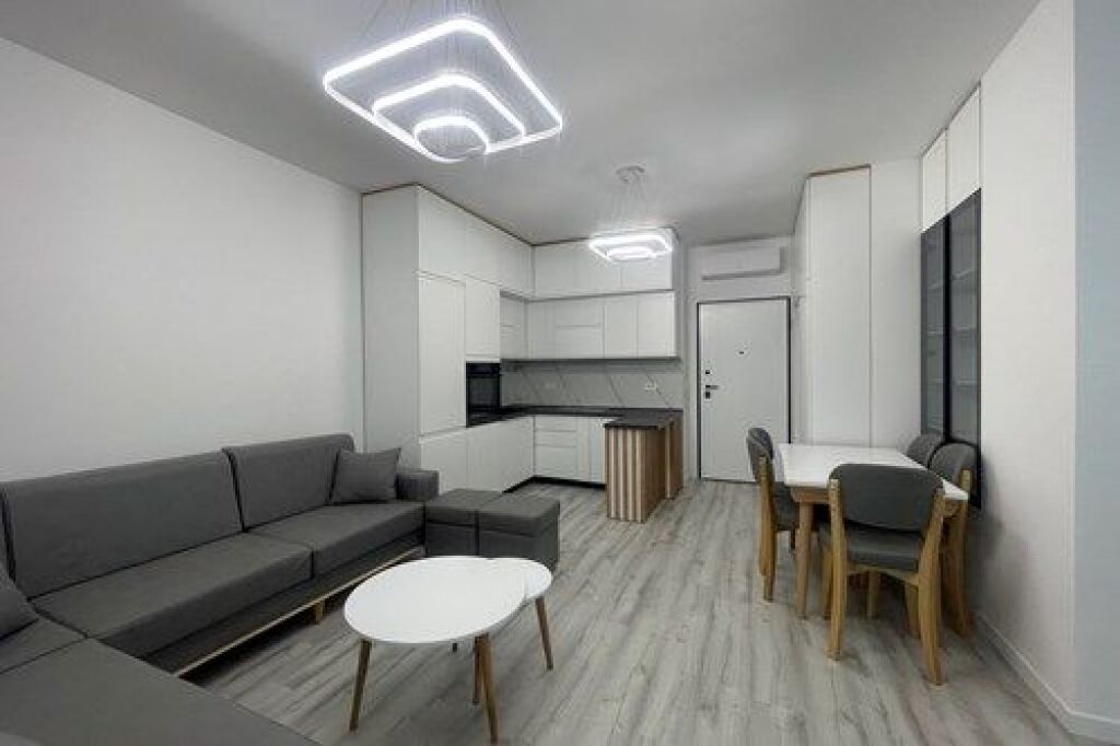 Apartament 2+1 +post parkimi per qira ne Don Bosko!
