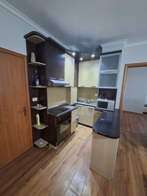 JEPET ME QIRA APARTAMENT 1+1 XHAMLLIKU