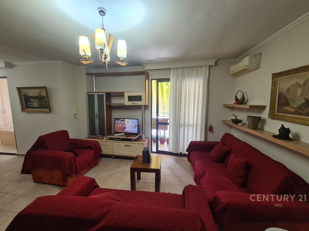 APPARTAMENTO 1+1 IN VIA 5 MAJI!