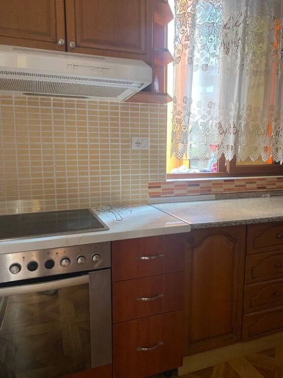 SHTEPI PRIVATE 2+1+2 ME QERA - RR. 5 MAJI, TIRANE