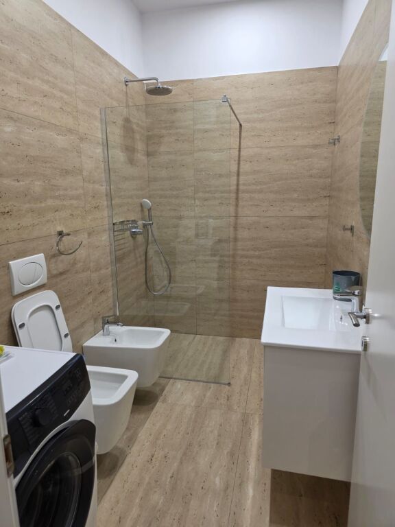 Apartament 1+1+parkim me qira ne Kompleksin Delijorgji