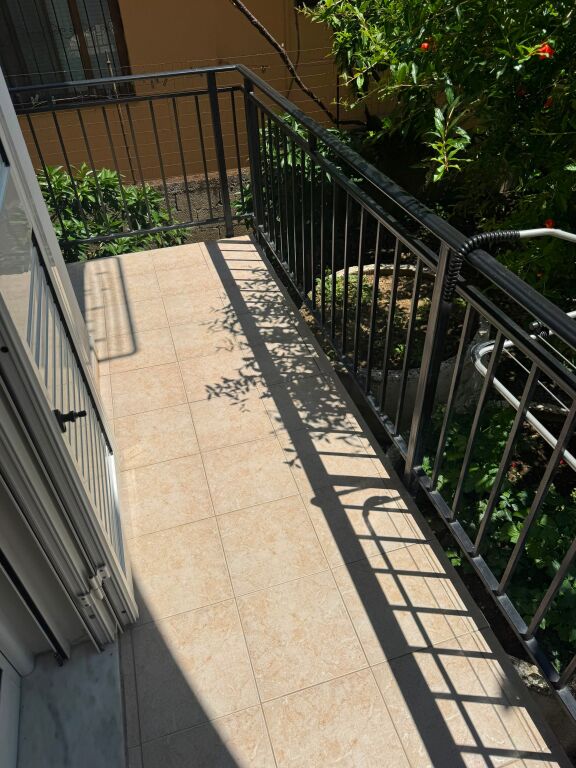 For rent in Astir