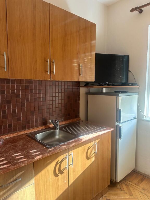 Qera | Garsoniere | Rruga Myslym Shyri | 400 €/muaj