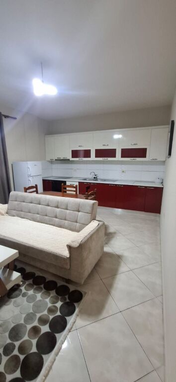 APARTAMENT ME QERA 1+1 LAPRAKE 40.000 LEKE FH-79537