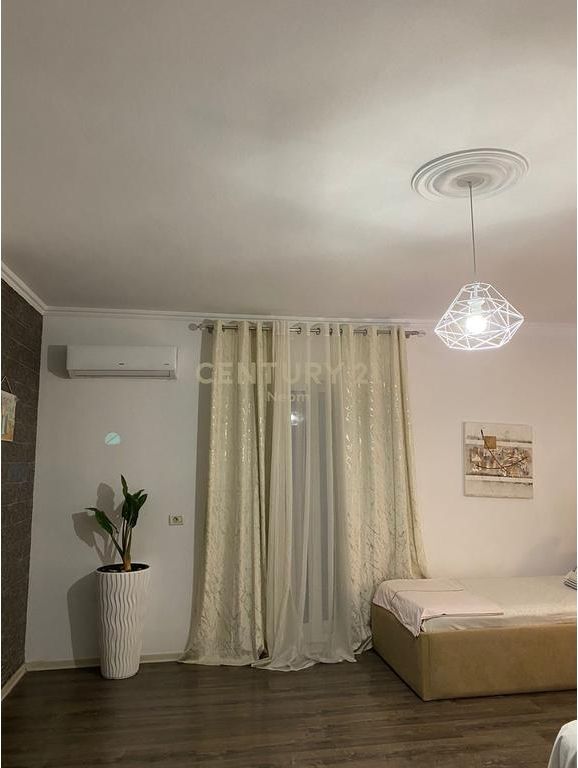 4+1 apartment for sale near Delijorgji Complex, on the edge of Bajram Curri Boulevard