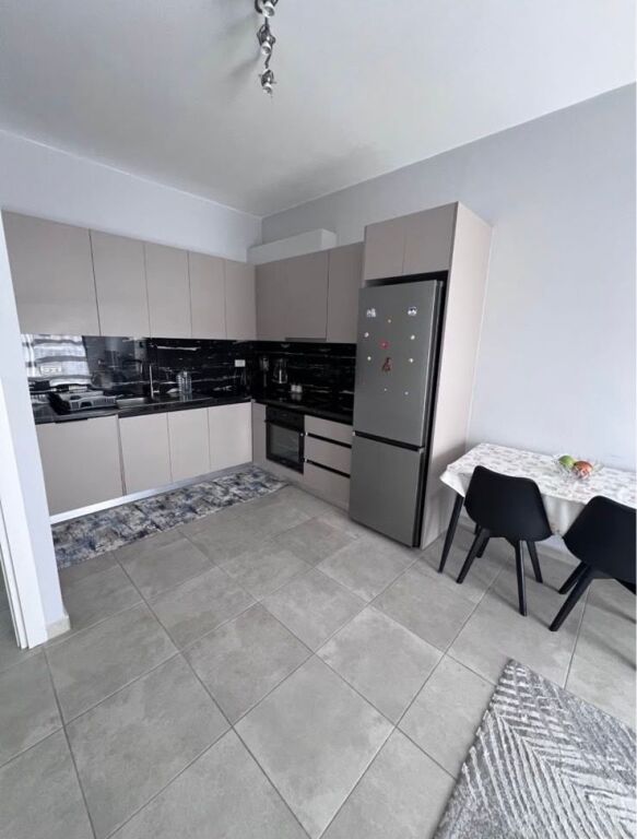 🏠 Jepet me qera apartament 2+1+2 në Brryl  📍 Pranë Shkollës Niket Dardani