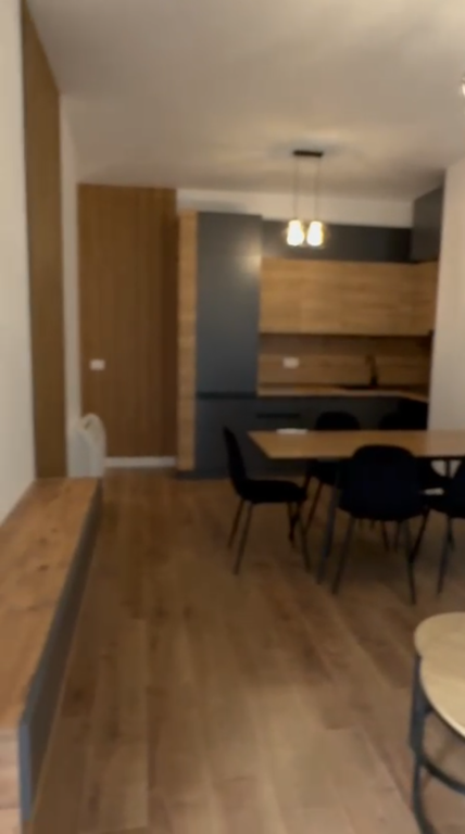 Apartament 2+1+2 + post Parkimi per qera Univers City !