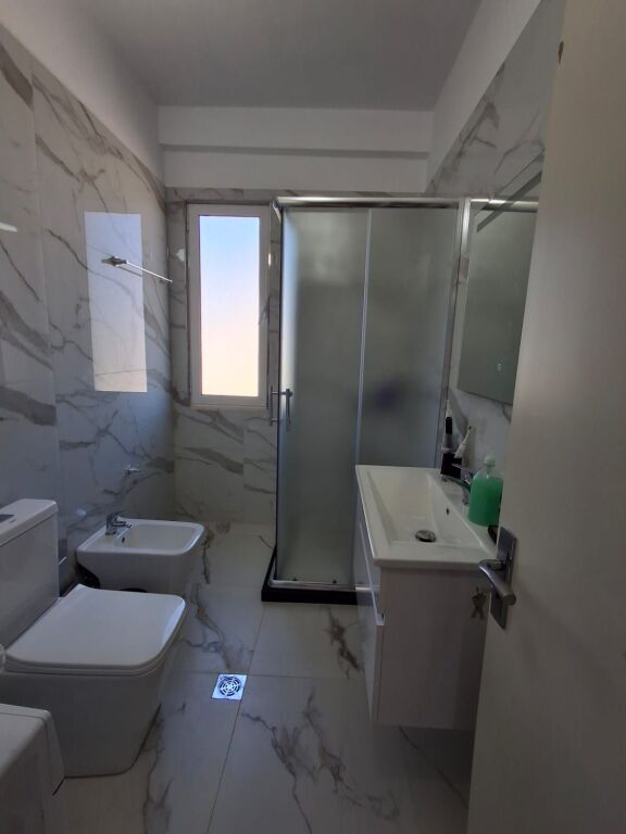 📍🏡APARTAMENT 2+1 ME QIRA NË VLORË – SALVADORE