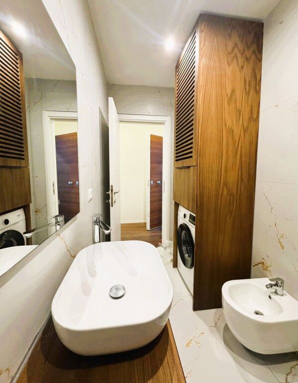 🏡Apartament 2+1+ Parkim me Qira në Xhamllik🔥