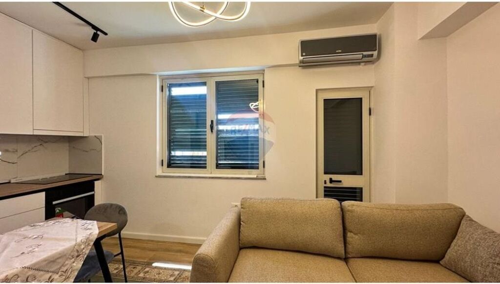Apartament per qira 1+1 , 21 Dhjetori