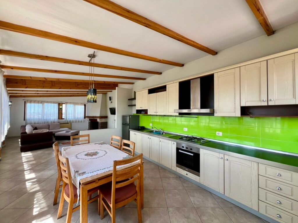 Qira, Apartament 2+1 "Rr.Siri Kodra" - Tiranë