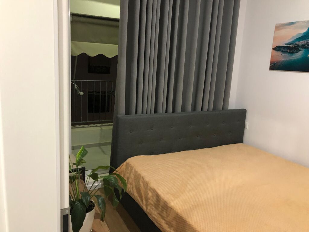 Apartament 1+1, Kaimi Ali Dem!