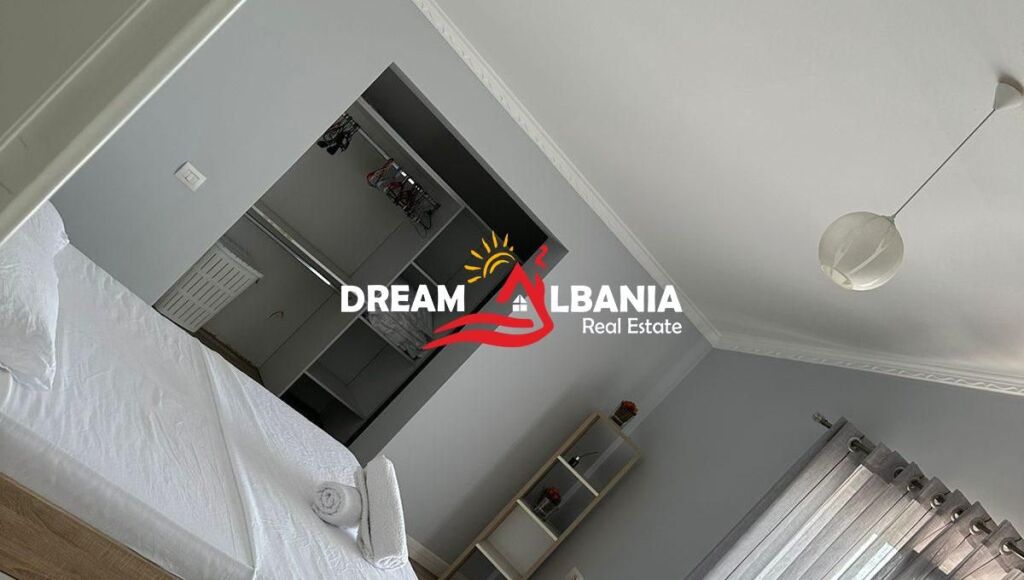 Affittasi super villa su due piani vicino al Caffè Se Rremes a Tirana (ID 4251312)