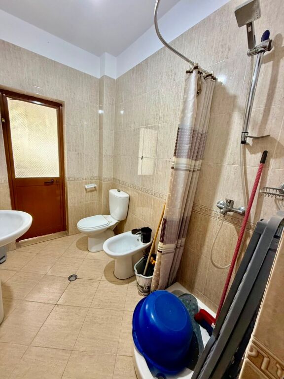 🏠 JEPET ME QIRA APARTAMENT 2+1 TE KRYQËZIMI I BRRYLIT, TIRANË