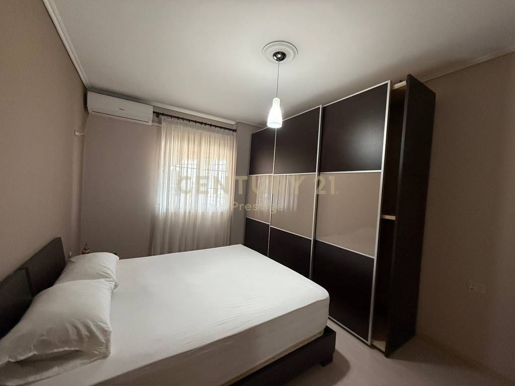 APARTMENT 2+1+2 FOR SALE, "ALI VISHA" STREET, NEAR THE ELECTRIC MARKET, TIRANA!