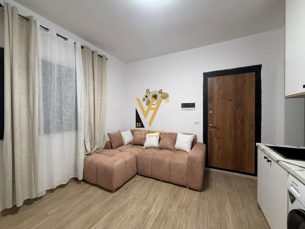 JEPET APARTAMENT 1+1 ME QIRA TE 5 MAJI 45.000 LEKE