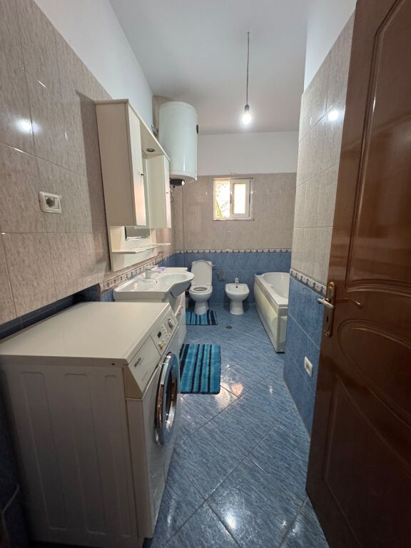 For rent in Astir