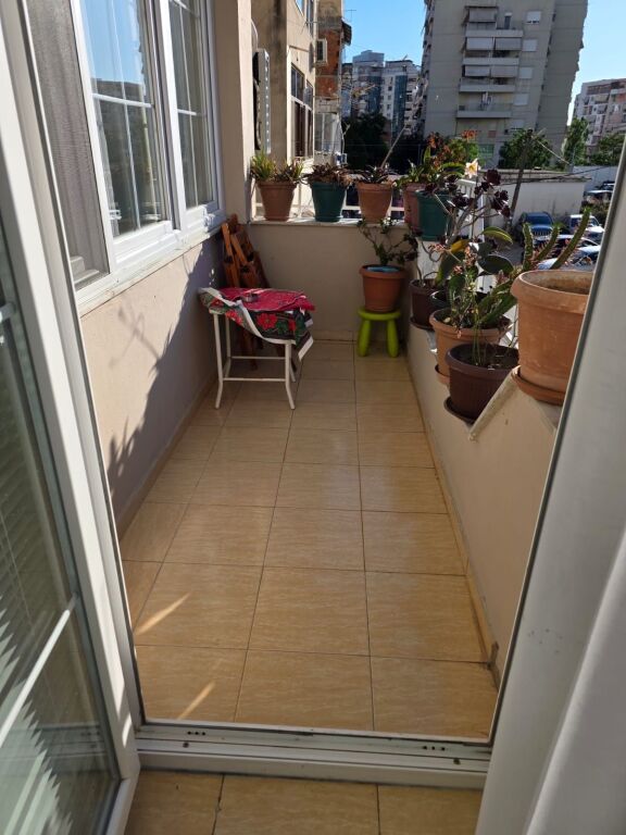 Qera | Apartament 2 + 1 | Ali Demi | 650 €/muaj