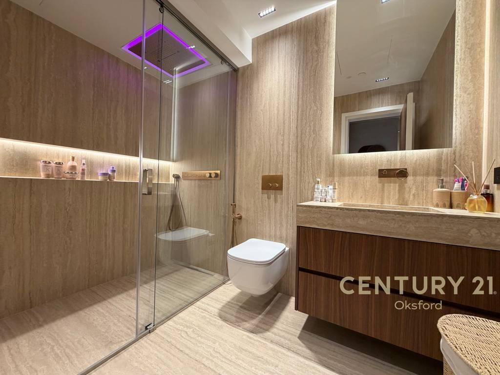 🏙️ Luxury Apartment 2+1 for Sale with Parking Spot in Downtown Tirana | 24th Floor | View of Air Albania Or: