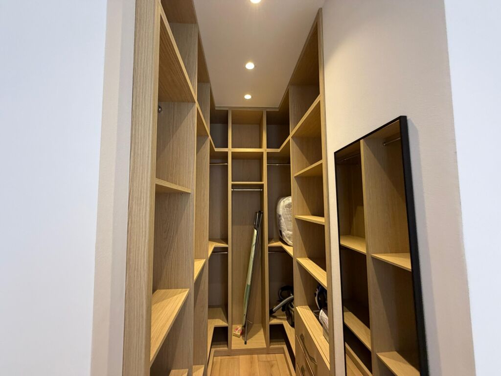 🏡 APARTMENT 1+1 + PARKING SPACE FOR RENT – PARIS COMMUNE