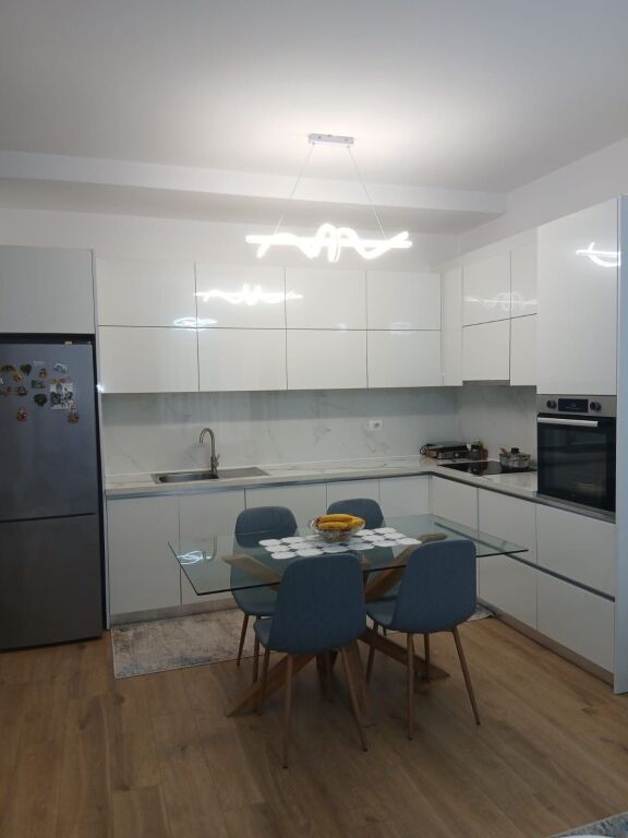 Apartament 2+1+2 me qira