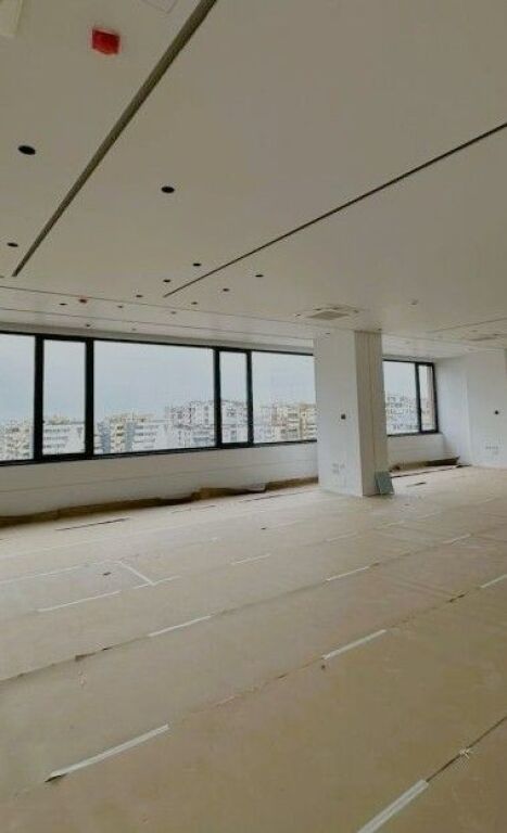 JEPET ZYRË OPEN SPACE ME QIRA TEK KOMPLEKSI DELIJORGJI